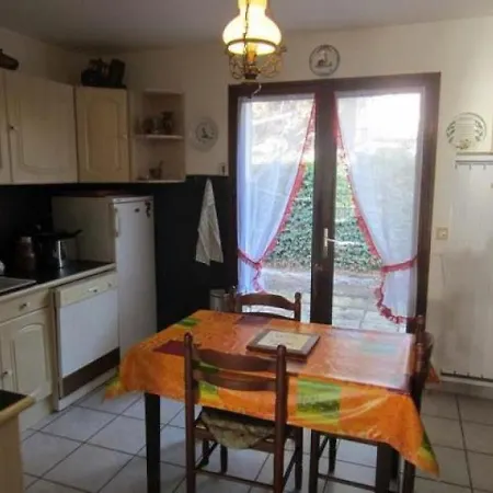 Maison Meschers-sur-gironde, 4 Pieces, 8 Personnes - Fr-1-305-884 Prázdninový dům *